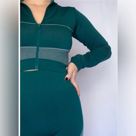 ACTIVE set!! - Picture 3 of 4